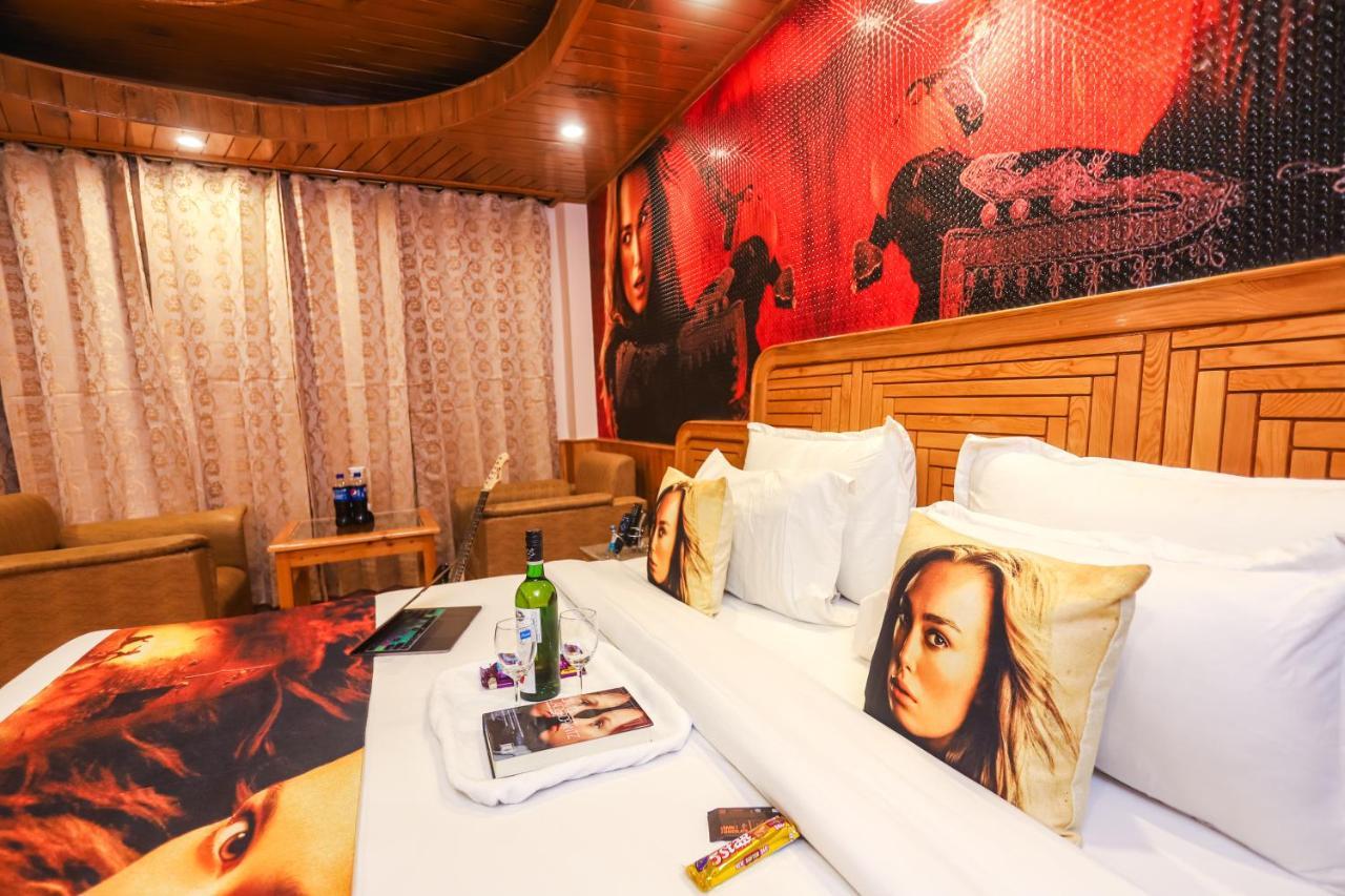 Hotel Smugglers Mountain View - Central Heated & Air Cooled #Free Pick From Volvo Bus Stand Manali  Exterior photo