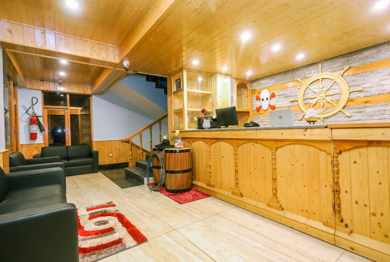 Hotel Smugglers Mountain View - Central Heated & Air Cooled #Free Pick From Volvo Bus Stand Manali  Exterior photo