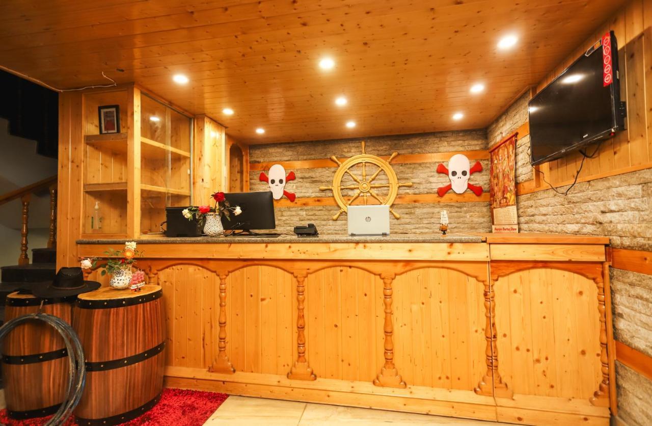 Hotel Smugglers Mountain View - Central Heated & Air Cooled #Free Pick From Volvo Bus Stand Manali  Exterior photo