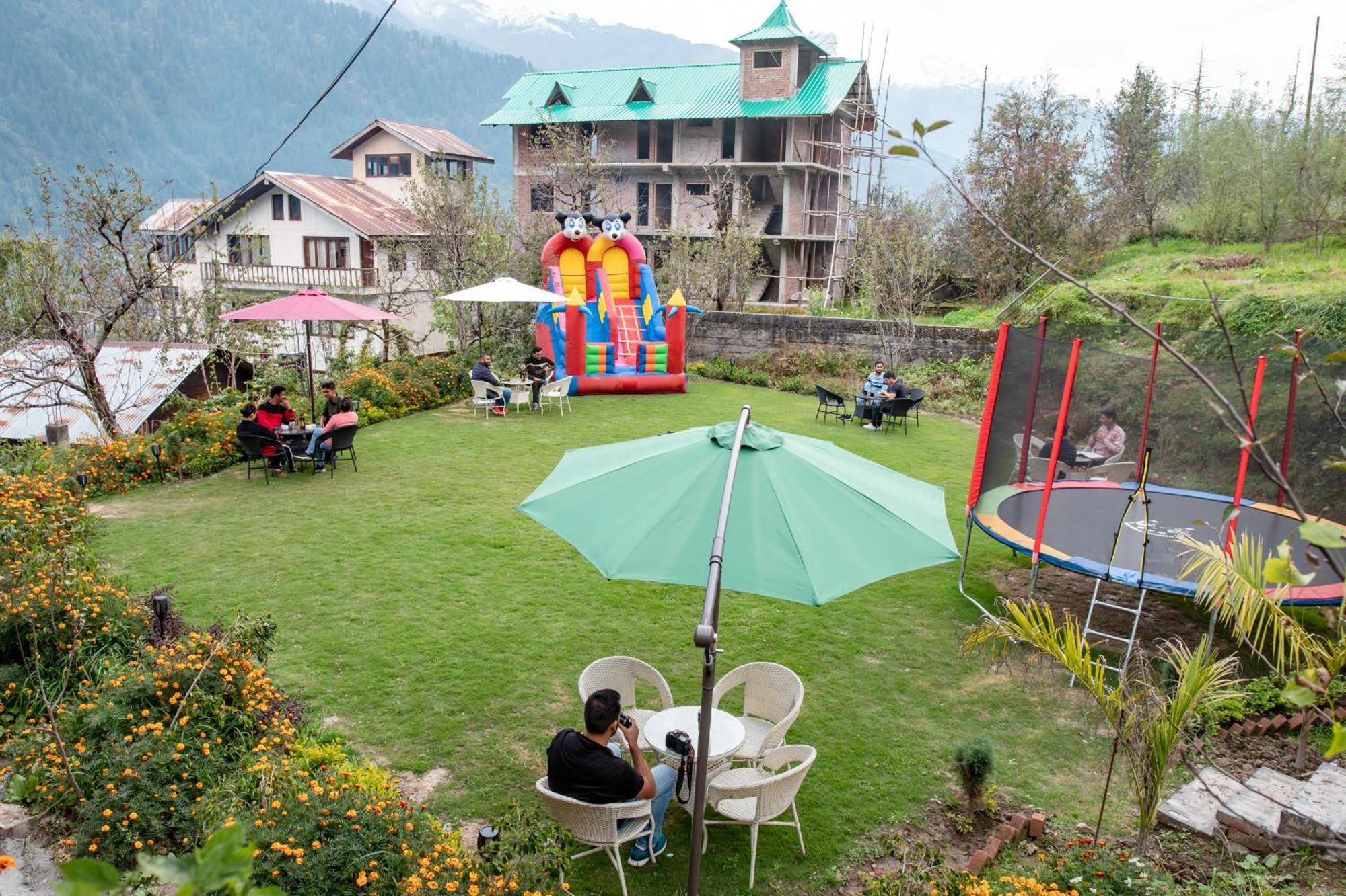 Hotel Smugglers Mountain View - Central Heated & Air Cooled #Free Pick From Volvo Bus Stand Manali  Exterior photo
