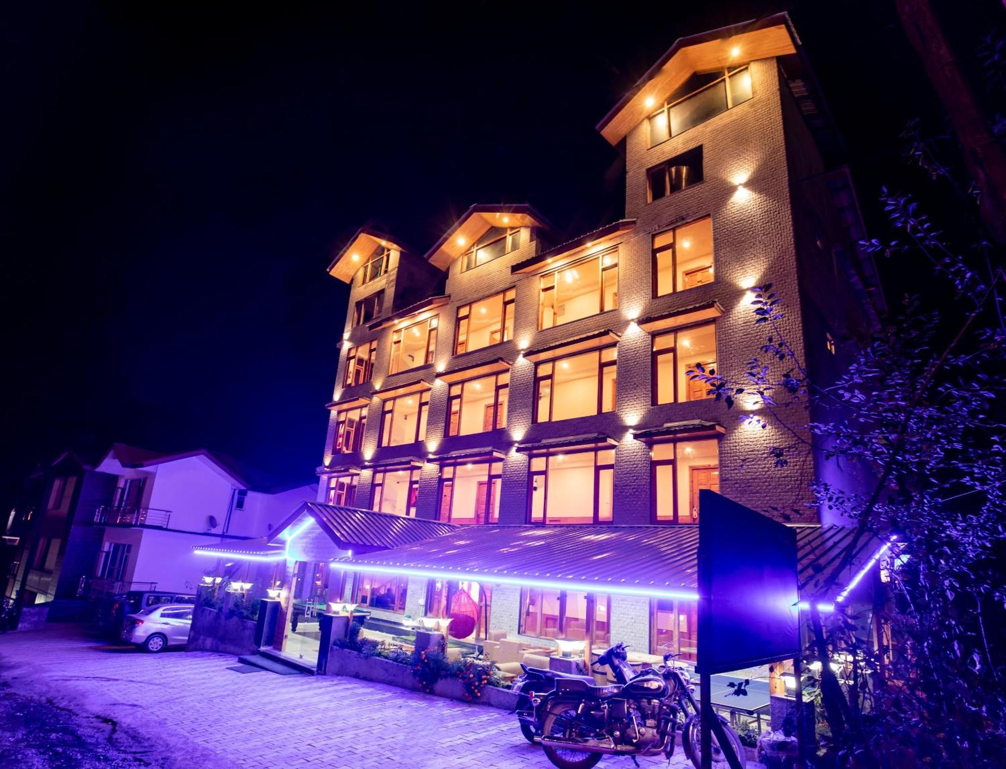 Hotel Smugglers Mountain View - Central Heated & Air Cooled #Free Pick From Volvo Bus Stand Manali  Exterior photo